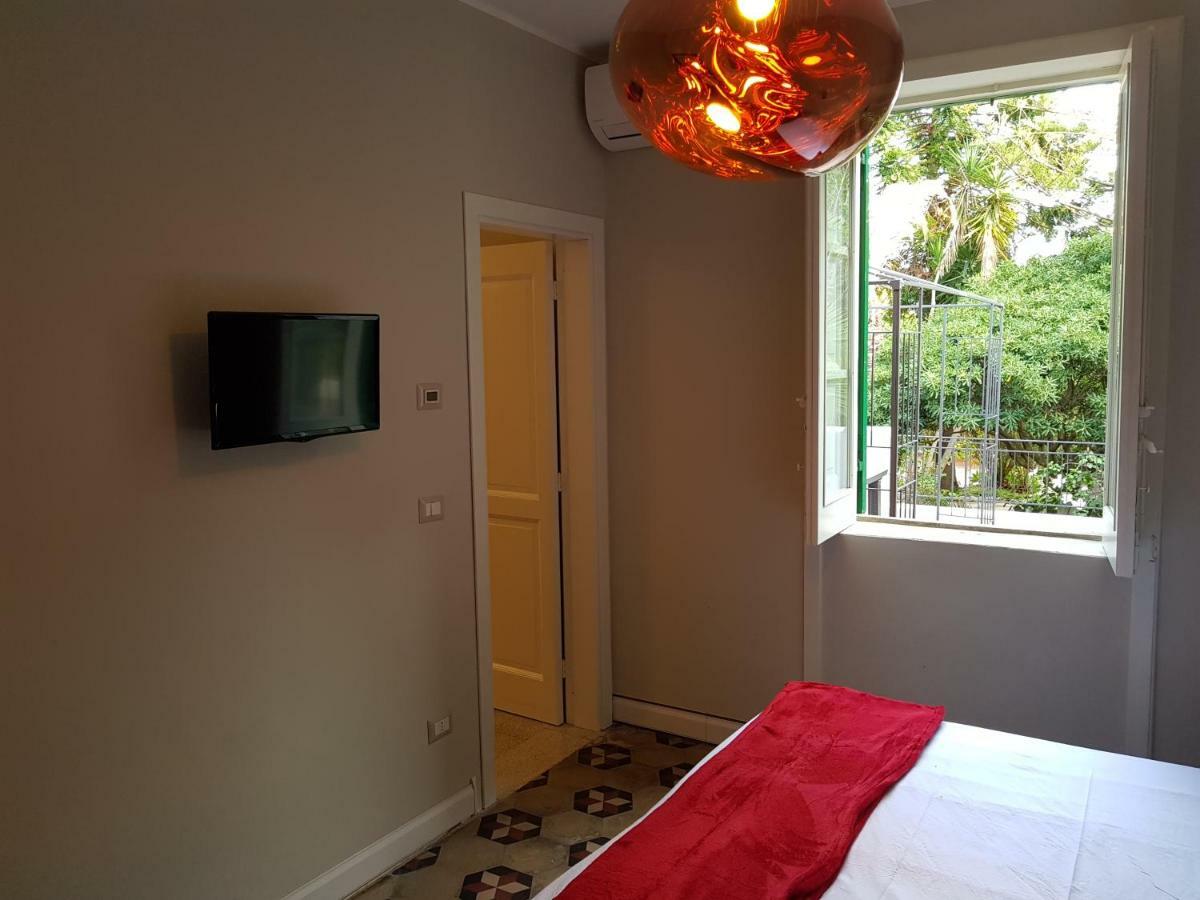 Ferienwohnung Giardino Labruto Messina Exterior foto